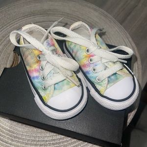 Tie die toddler converse